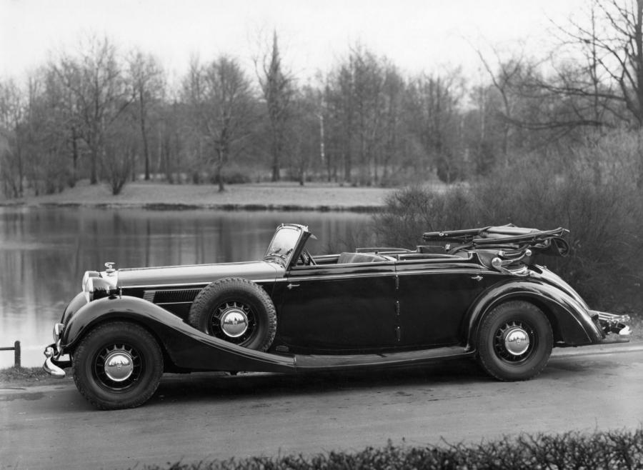 Horch 951 A Sedan-Cabriolet by Erdmann & Rossi (952524) '1939